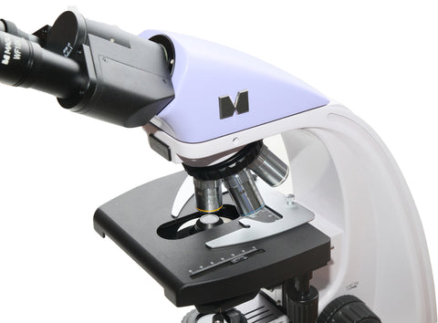 Microscopio biológico MAGUS Bio 230BL